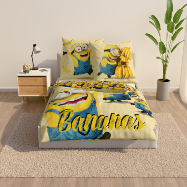 Die Bettwäsche aufgezogen auf dem Bett