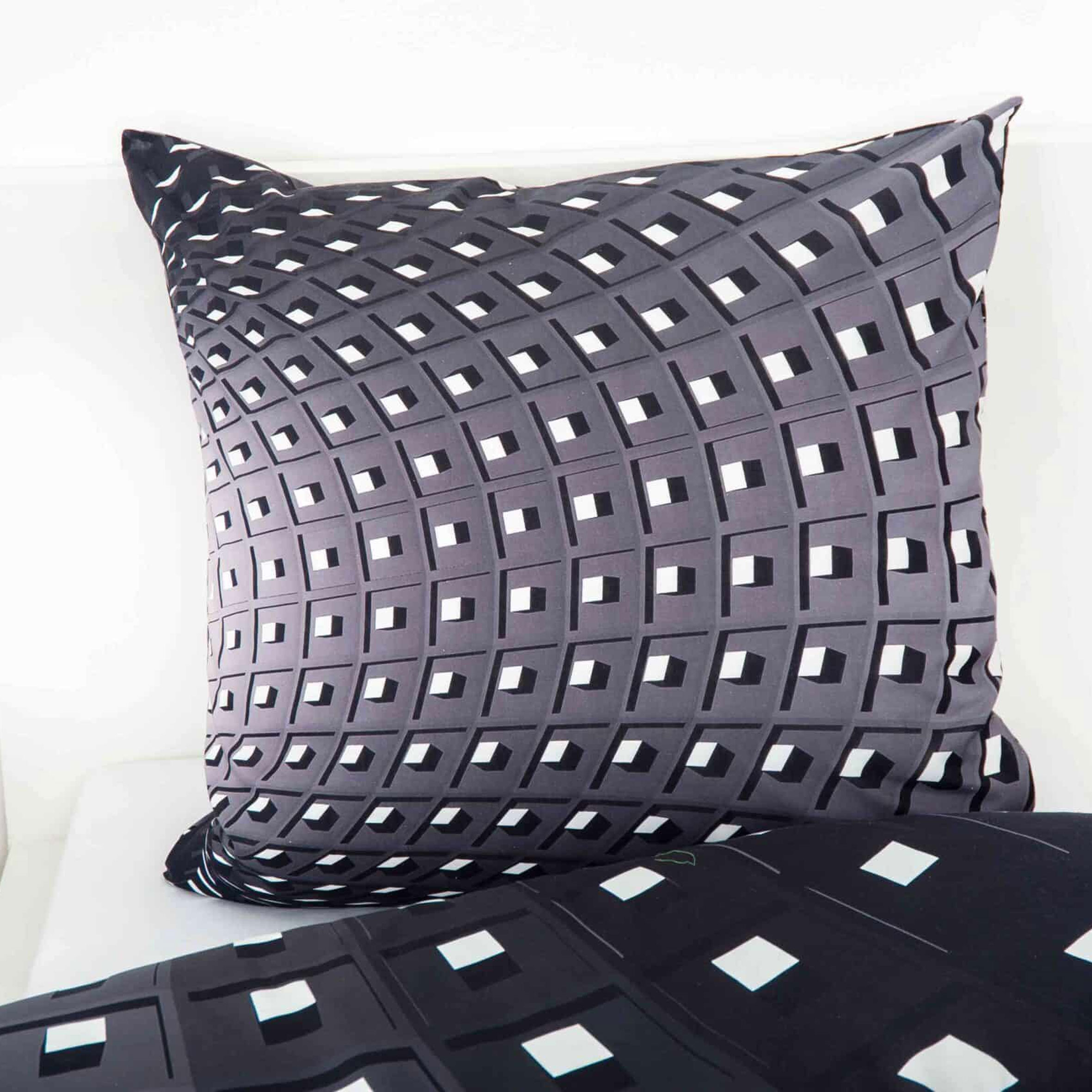 Young Collection Bettwäsche – Tunnel 3D Effekt Schwarz Nahaufnahme Kissen