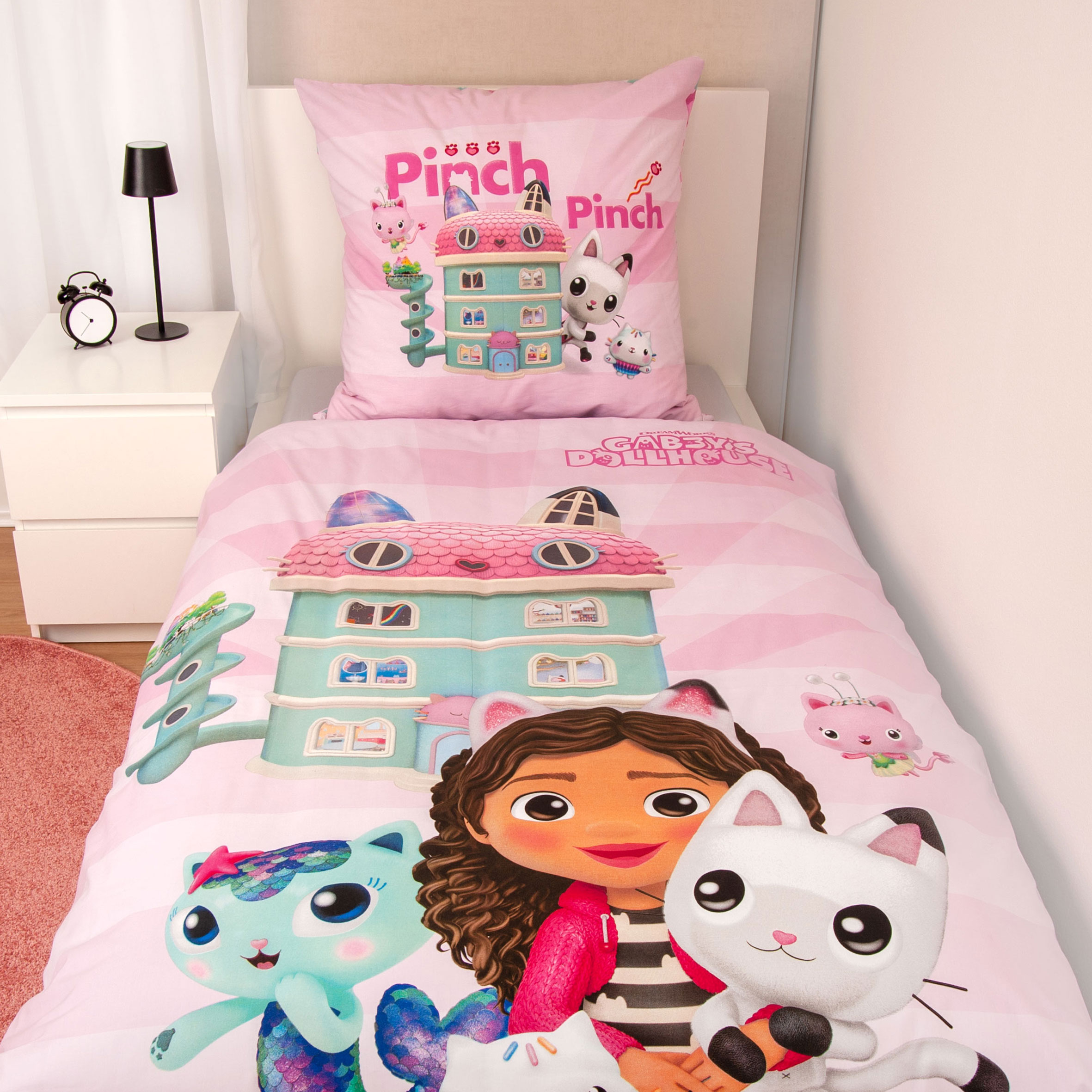 Gabby´s Dollhouse Bettwäsche – Pink Dreams Gesamtaufnahme