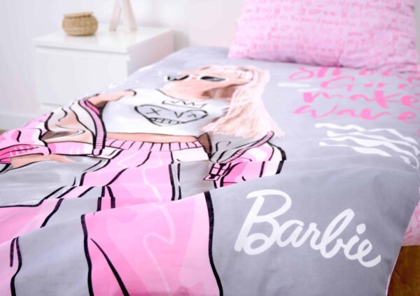 Barbie Bettwäsche Strong Girls Nahaufnahme von Bettbezug