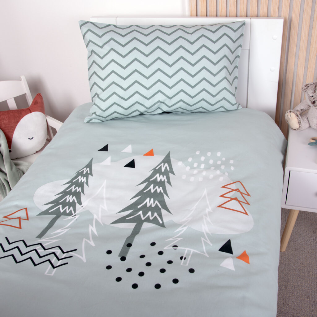 Herding Baby-Bettwäsche-Set Personalisiert – Baustellen-Motiv, 100% Baumwolle, 40x60 + 100x135 Cm
